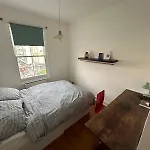 Kings Cross Cosy 2 Bedroom Flat